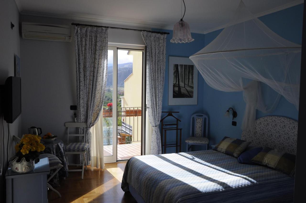 Bed and Breakfast Villino Lenci Trappitello Exterior foto