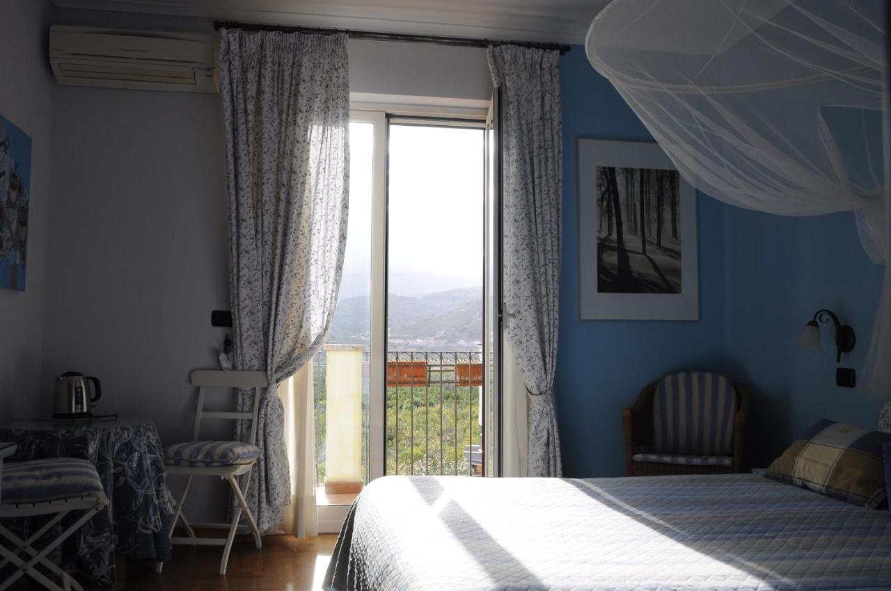 Bed and Breakfast Villino Lenci Trappitello Exterior foto